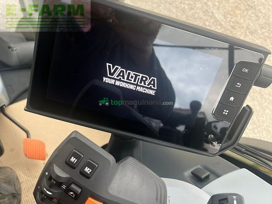 Tractor agrícola - Valtra - t 215d mit rüfa und forstkabine