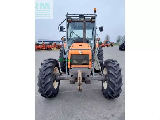 Tractor agrícola - Renault - ergos95