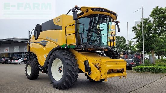 Cosechadora de Cereal - New Holland - cx 8.70 neumaschine