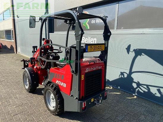 Minicargadora - Schaffer - 2028