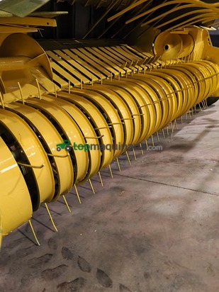 ROTOEMPACADORA MARCA NEW HOLLAND MODELO BR740