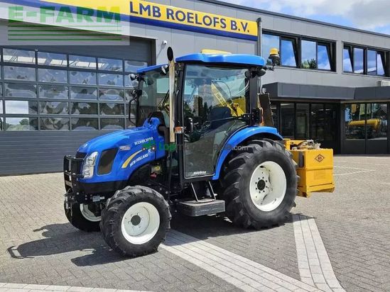 Tractor agrícola - New Holland - boomer 3050 met bos maaiarm
