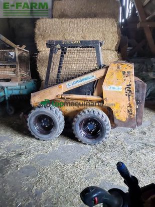 Minicargadora - Mustang - 930 kompaktlader