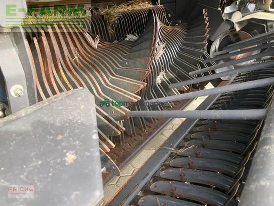 Empacadora gigant - Claas - rollant 454 uniwrap