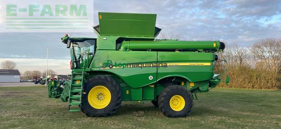 Cosechadora de Cereal - John Deere - S785