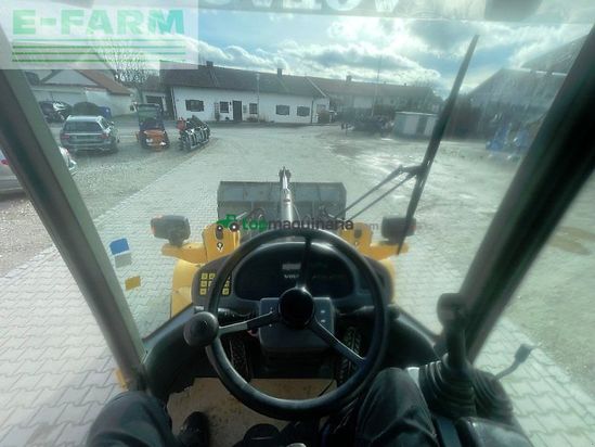 Minicargadora - Volvo - l 30b pro