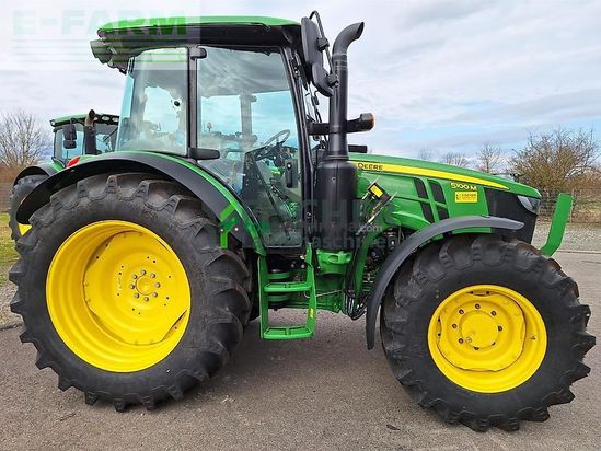 Tractor agrícola - John Deere - 5100m