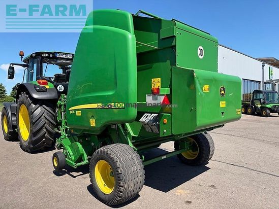 Empacadora gigant - John Deere - 864