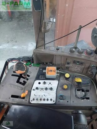 Tractor agrícola - John Deere - 6930