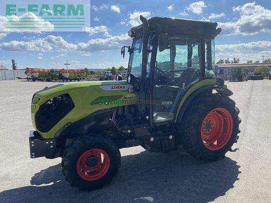 Tractor agrícola - Claas - nexos 220 s comfort