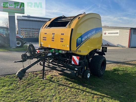 Empacadora gigant - New Holland - roll belt 180 cropcutter