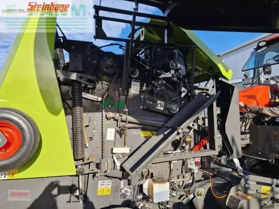 Empacadora gigant - Claas - rollant 520 rc