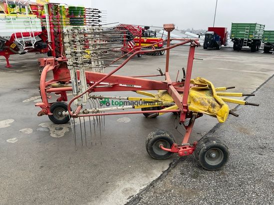 Rastrillo - Pöttinger - TOP 461 N