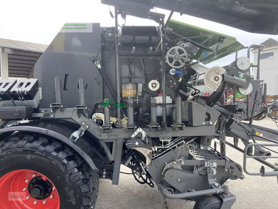 Empacadora gigant - Fendt - rotna 130f combi