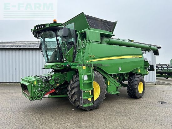Cosechadora de Cereal - John Deere - t670