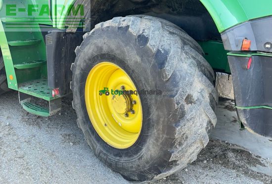 Cosechadora de Cereal - John Deere - 8400