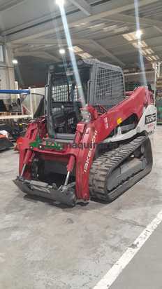 CARGADORA COMPACTA DE ORUGAS TL12R2 TAKEUCHI