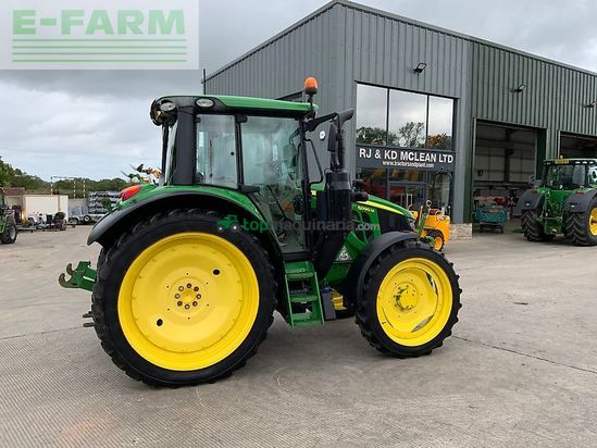 Tractor agrícola - John Deere - 6090m tractor (st26117)
