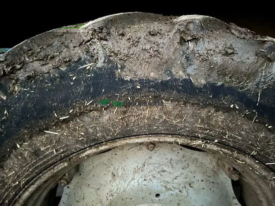 Tractor agrícola - Massey Ferguson - 5460