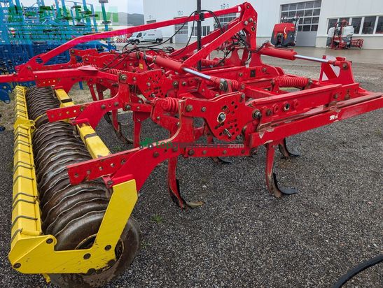Cultivador - Pöttinger - synkro 5003 k