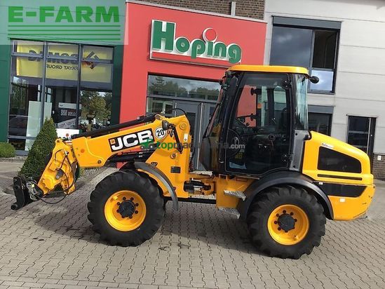 Minicargadora - JCB - tm220