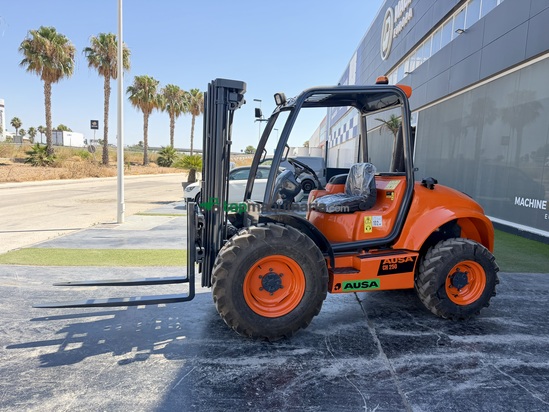 Carretilla todoterreno Ausa Ch 250 4x4