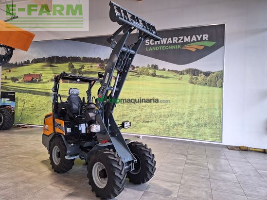 Minicargadora - Giant - g2700 hd+
