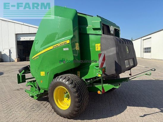 Empacadora gigant - John Deere - v 451 m