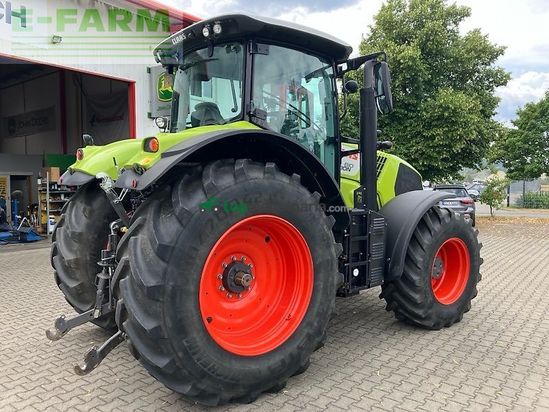 Tractor agrícola - Claas - arion 810