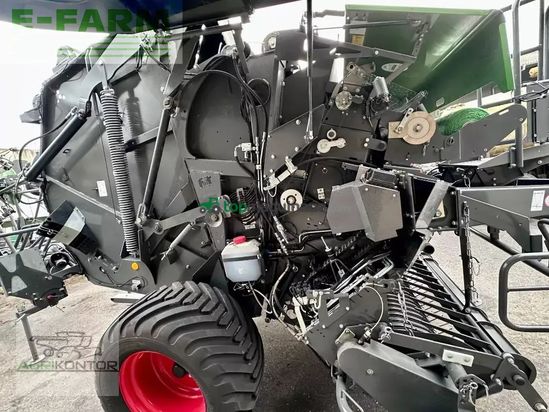 Empacadora gigant - Fendt - rotana 180v xtra cut welger