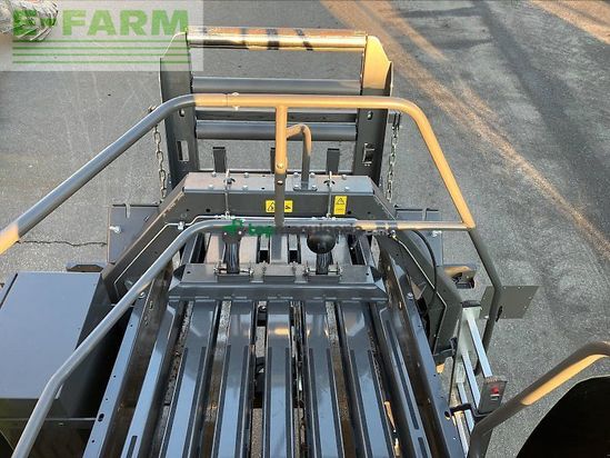 Empacadora gigant - Claas - quadrant 5200 fc