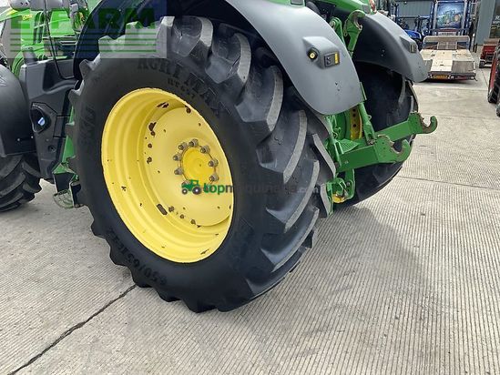 Tractor agrícola - John Deere - 6215r tractor (st24594)