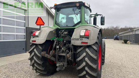 Tractor agrícola - Fendt - 826 vario med frontlift og frontpto
