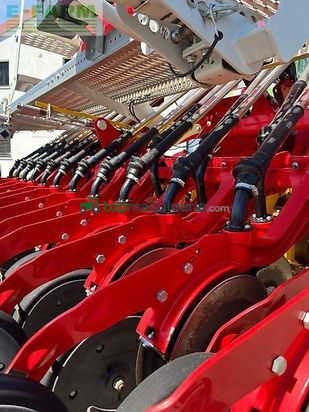 Sembradora - Pöttinger - vitasem 302 add + lion 303.12 / säkombi