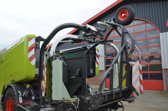 Empacadora gigant - Claas - rollant 630 rc uniwrap