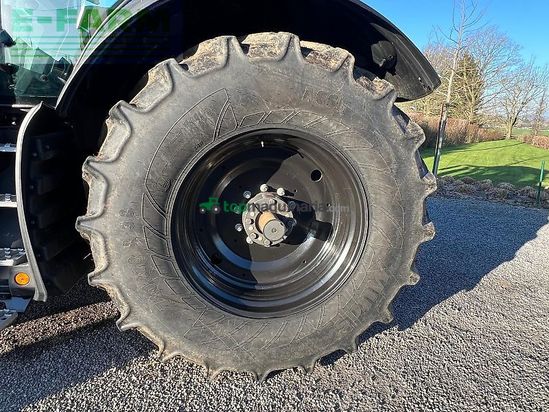 Tractor agrícola - Valtra - q285