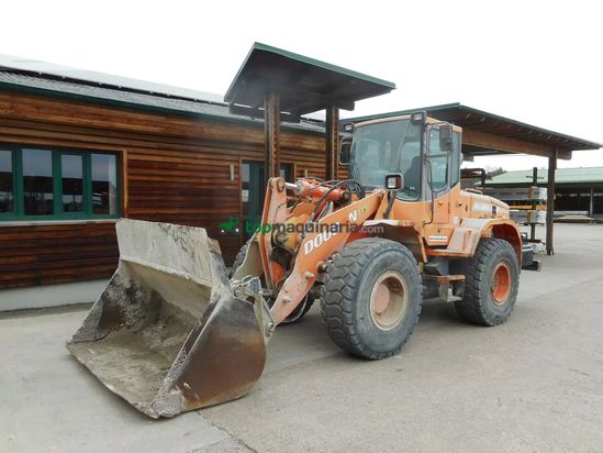 Minicargadora - Doosan - dl200 ( 11,6t ) mit volvo sw
