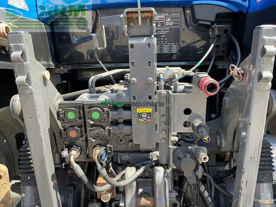 Tractor agrícola - Valtra - t154 hi tech tractor (st26619)