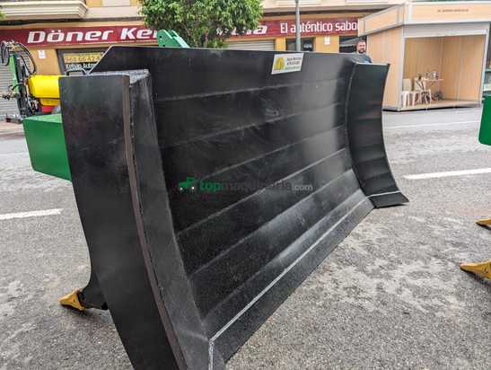 Ripper para tractores de 120 a 180 CV