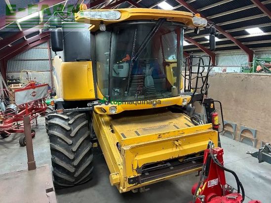 Cosechadora de Cereal - New Holland - cx 8070 slh
