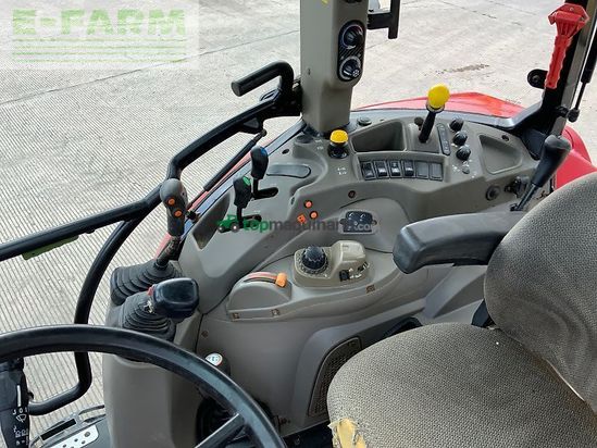 Tractor agrícola - Case IH - farmall 115u tractor (st24139)