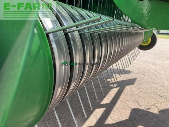 Empacadora gigant - John Deere - v461m - paket für rundballenpr