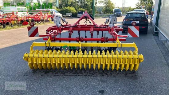 Cultivador - Pöttinger - synkro 3030 nova