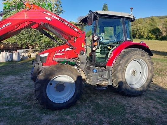 Tractor agrícola - Massey Ferguson - 5611 dyna 4