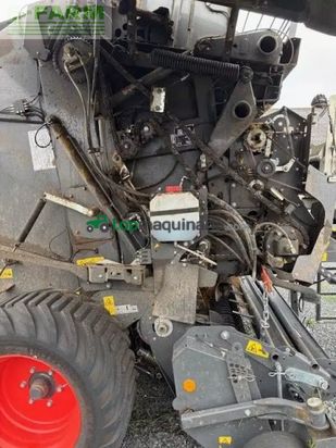 Empacadora gigant - Claas - 585 c