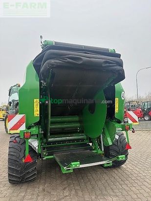 Empacadora gigant - John Deere - v461r