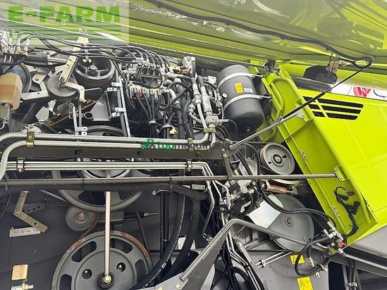 Cosechadora de Cereal - Claas - lexion 670 tt + v770