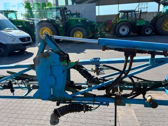 Tractor agrícola -  - u 400 + inuma iuas 3030