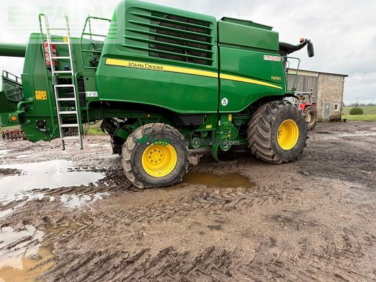 Cosechadora de Cereal - John Deere - T670i