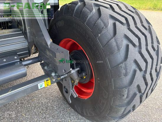 Empacadora gigant - Claas - cerex 760 rc